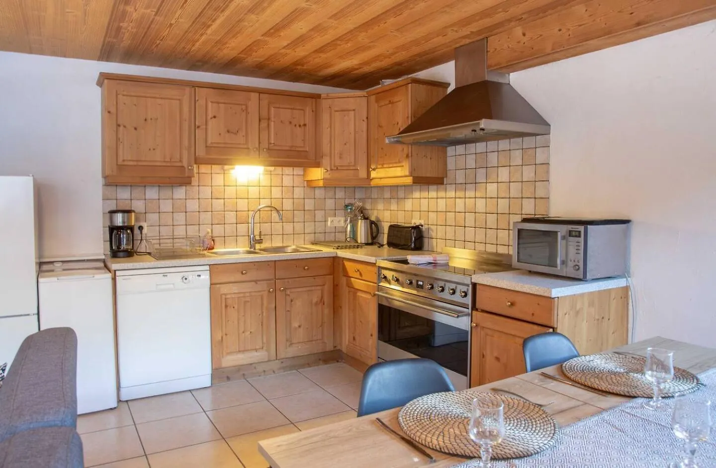 Morzine Central Apartment 0*,