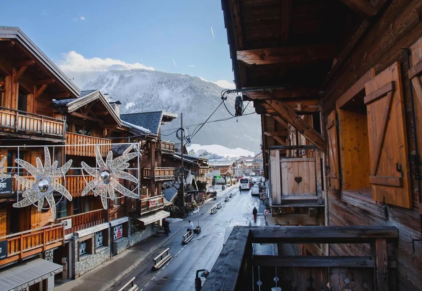 Morzine Central Apartment 木屋
