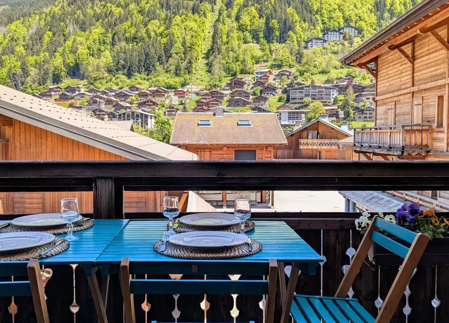 Morzine Central Apartment 法国